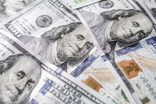 Доллар упал до минимума с сентября после заявлений главы ФРС