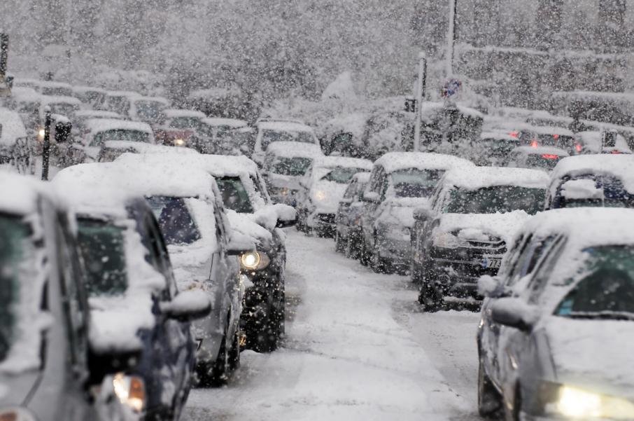 Климатический кризис приведет к экстремальным погодным явлениям зимой, предупреждают климатологи